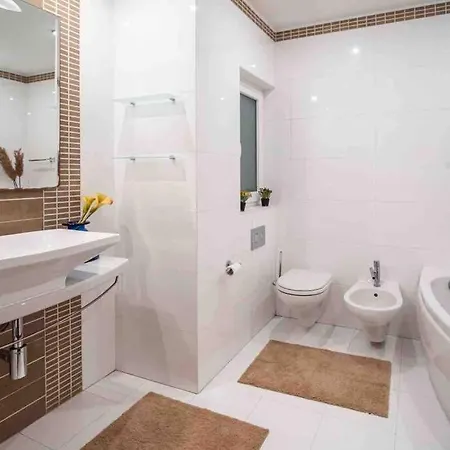 St Julians Luxury, Comfort, Location Apartment